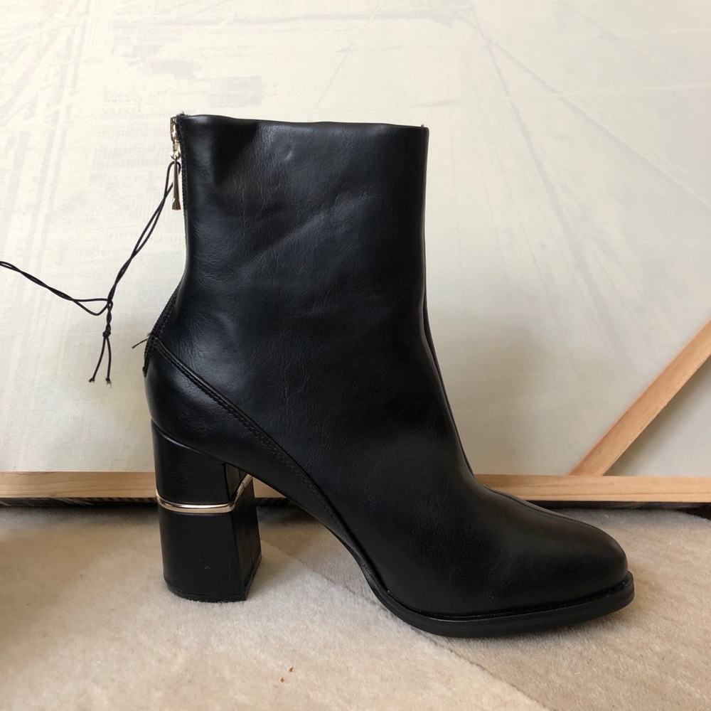 3.5 inch heeled leather boots